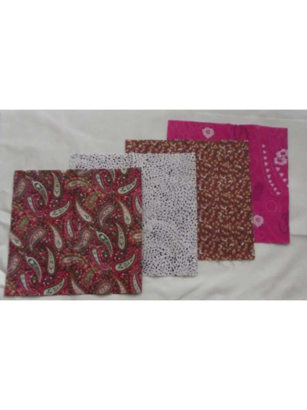 Sew Your Own Reversible Face Mask Kit lot of 4 Cotton paisley floral ditzy pink
